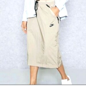 Nike Tech Hypermesh Midi Tan Skirt Size XL​​​​​